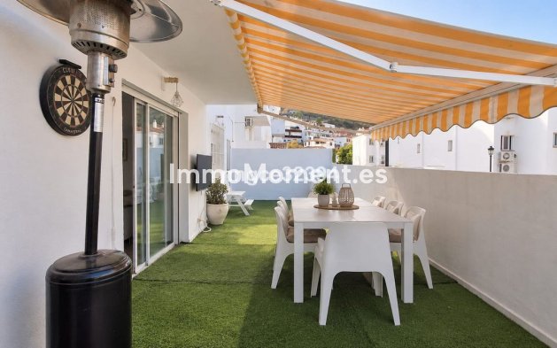 Resale - Apartment - Benahavís - Benahavís Centro