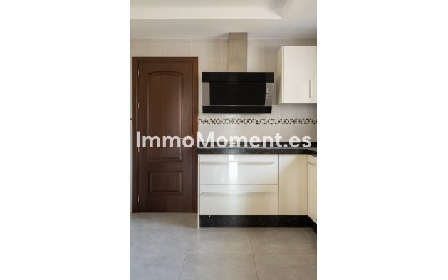 Resale - Detached villa - Marbella - El Rosario