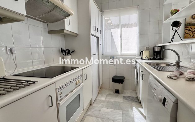 Resale - Apartment - Mijas Costa - Calahonda