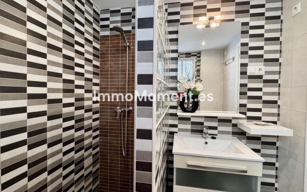 Resale - Apartment - Mijas Costa - Calahonda