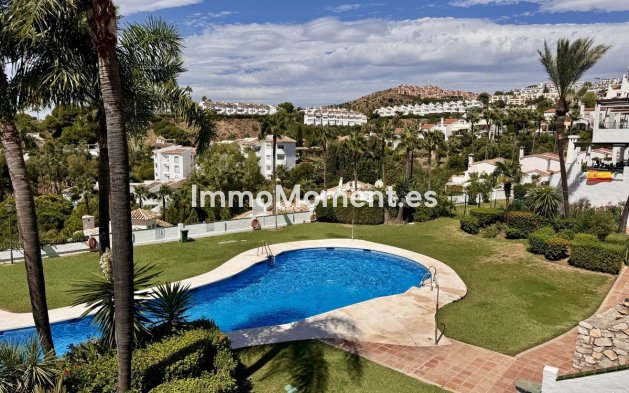 Resale - Apartment - Mijas Costa - Calahonda