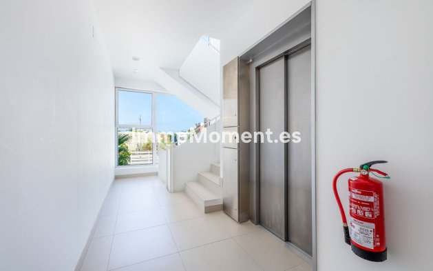 Bestaande woning - Appartement - Estepona  - Cancelada