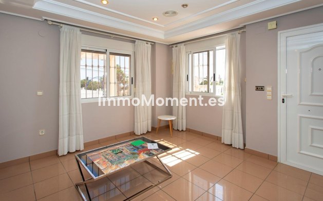 Bestaande woning - Vrijstaande villa - Torrevieja - Torrevieja Centro