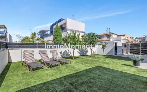 Reventa - Villa independiente - Torrevieja - Torrevieja Centro