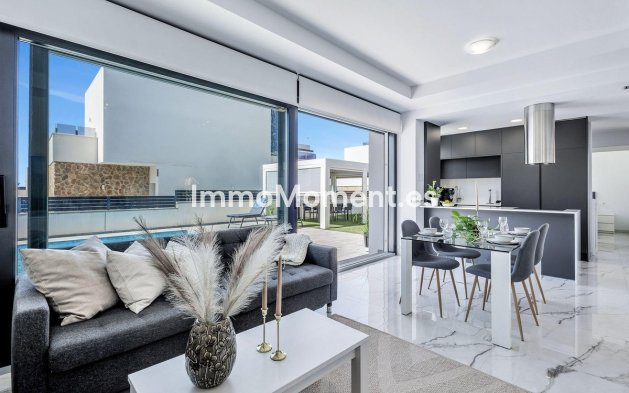 Reventa - Villa independiente - Torrevieja - Torrevieja Centro