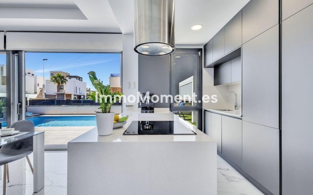 Reventa - Villa independiente - Torrevieja - Torrevieja Centro