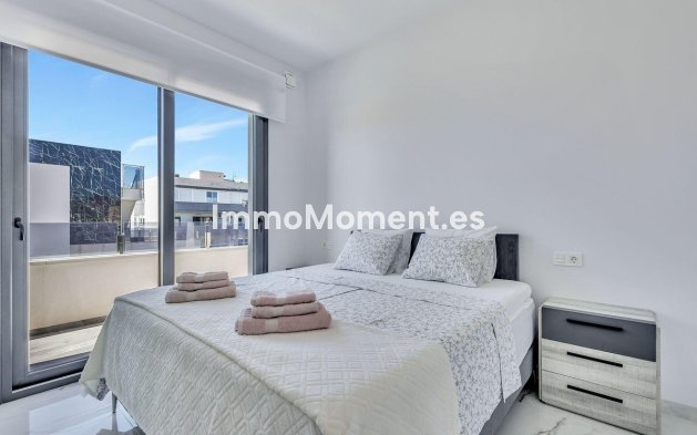 Reventa - Villa independiente - Torrevieja - Torrevieja Centro
