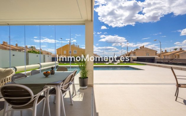 Reventa - Villa independiente - Torrevieja - Torrevieja Centro