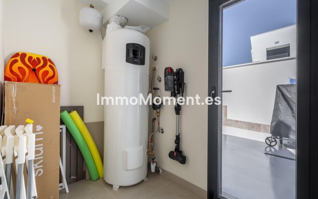 Reventa - Villa independiente - Torrevieja - Torrevieja Centro