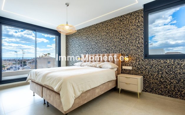 Reventa - Villa independiente - Torrevieja - Torrevieja Centro