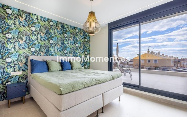 Reventa - Villa independiente - Torrevieja - Torrevieja Centro