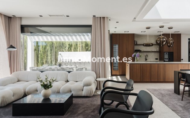 Reventa - Villa independiente - Estepona  - Estepona Centro