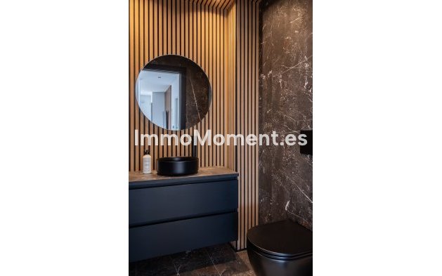 Reventa - Villa independiente - Estepona  - Estepona Centro