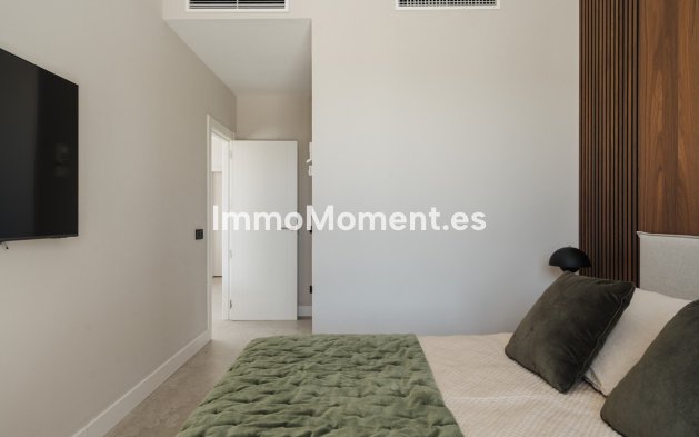 Reventa - Villa independiente - Estepona  - Estepona Centro