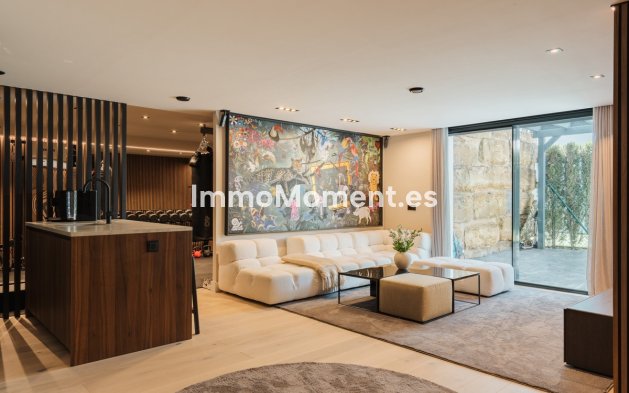 Reventa - Villa independiente - Estepona  - Estepona Centro