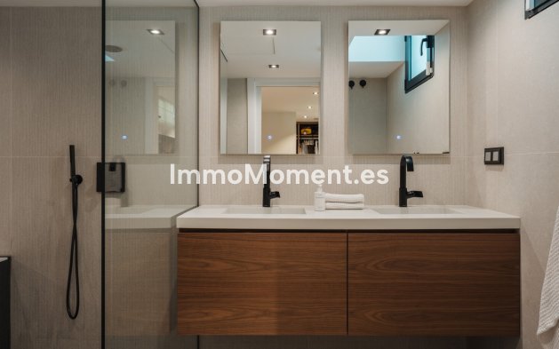 Reventa - Villa independiente - Estepona  - Estepona Centro