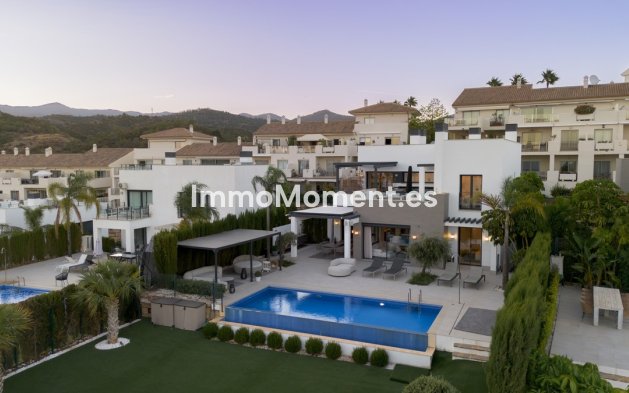Reventa - Villa independiente - Estepona  - Estepona Centro