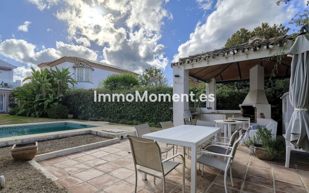 Wiederverkauf - Freistehende Villa - Marbella - Marbella Centro