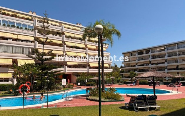 Resale - Apartment - Marbella - Guadalmina Alta