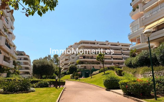 Resale - Apartment - Marbella - Guadalmina Alta