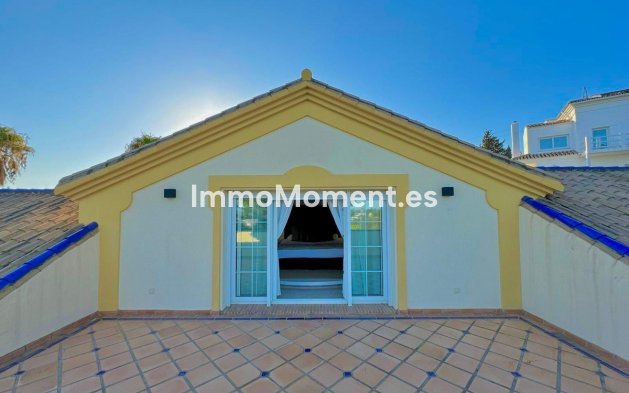 Reventa - Villa independiente - Estepona  - Estepona Centro