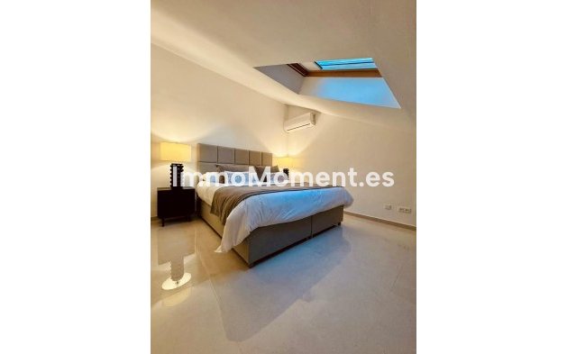 Reventa - Villa independiente - Estepona  - Estepona Centro