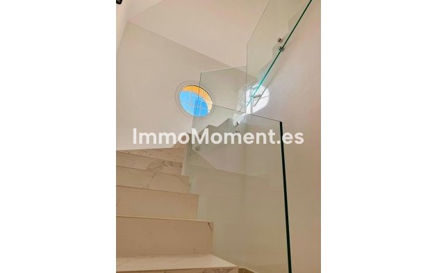 Reventa - Villa independiente - Estepona  - Estepona Centro