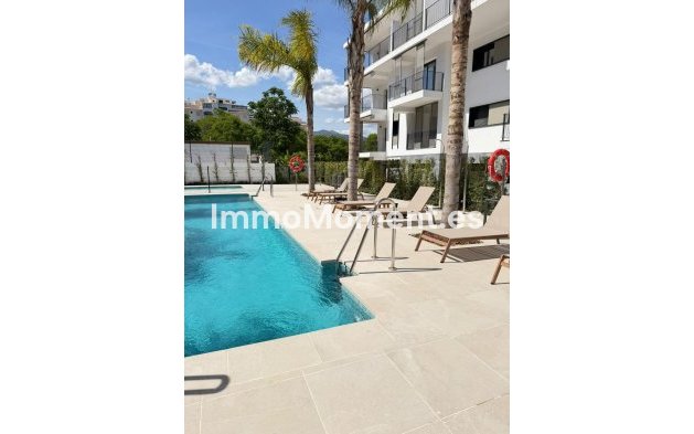 Revente - Appartement - Estepona  - Estepona Centro