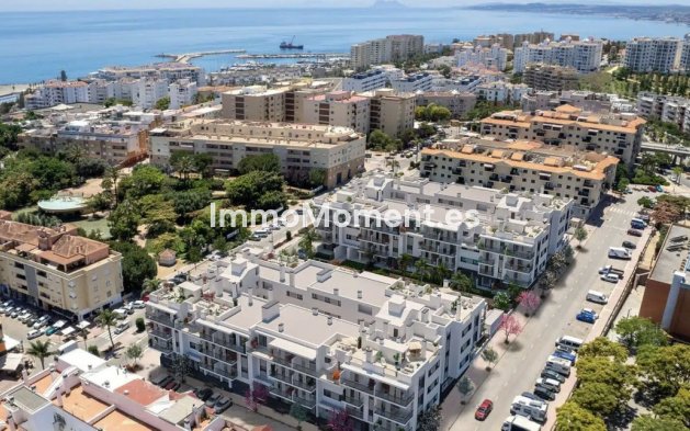 Revente - Appartement - Estepona  - Estepona Centro