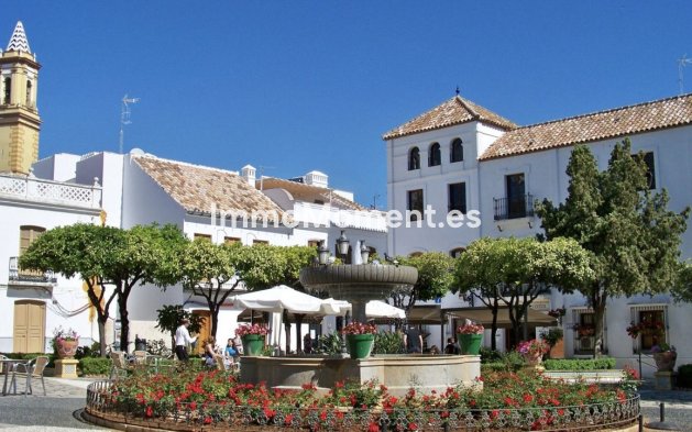 Revente - Appartement - Estepona  - Estepona Centro