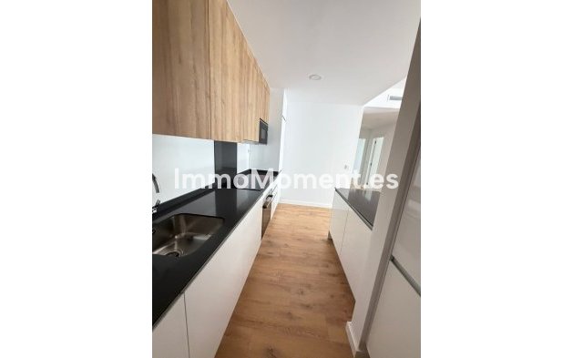 Revente - Appartement - Estepona  - Estepona Centro