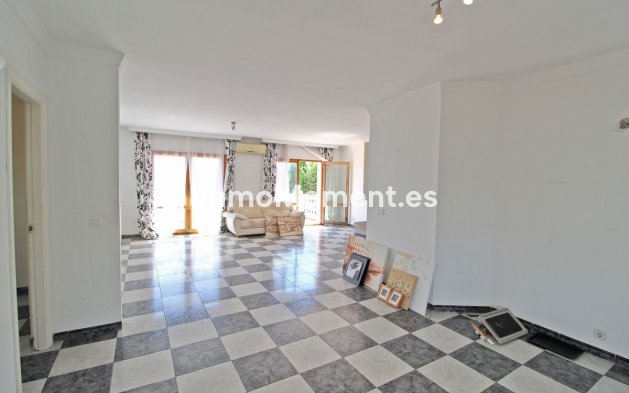 Reventa - Villa independiente - Mijas Costa - Calahonda