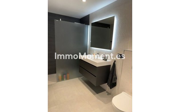 Resale - Detached villa - Alfaz del Pi - L'Alfás del Pi Centro