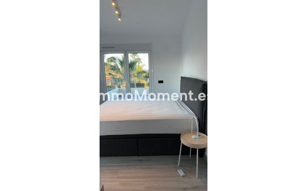 Resale - Detached villa - Alfaz del Pi - L'Alfás del Pi Centro