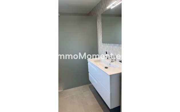 Resale - Detached villa - Alfaz del Pi - L'Alfás del Pi Centro