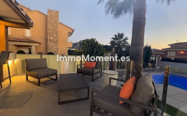 Resale - Detached villa - Alfaz del Pi - L'Alfás del Pi Centro