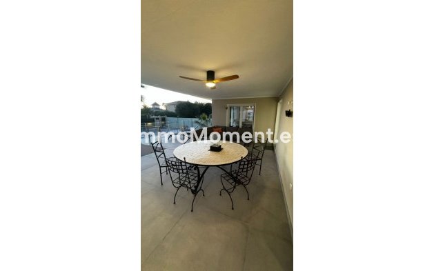 Resale - Detached villa - Alfaz del Pi - L'Alfás del Pi Centro