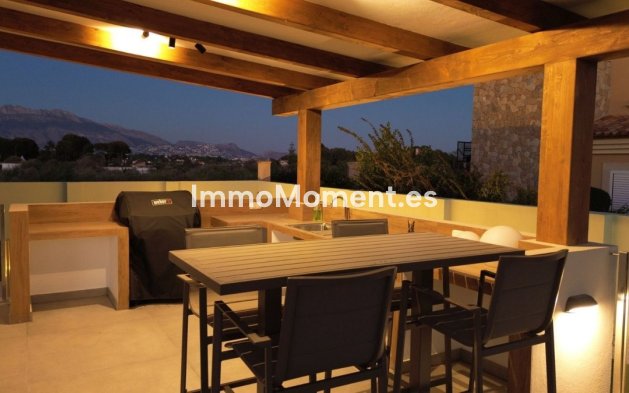 Resale - Detached villa - Alfaz del Pi - L'Alfás del Pi Centro