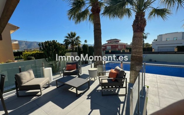 Resale - Detached villa - Alfaz del Pi - L'Alfás del Pi Centro
