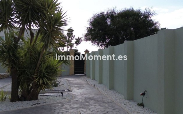 Resale - Detached villa - Alfaz del Pi - L'Alfás del Pi Centro