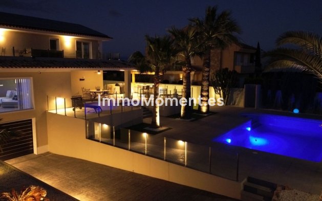 Resale - Detached villa - Alfaz del Pi - L'Alfás del Pi Centro