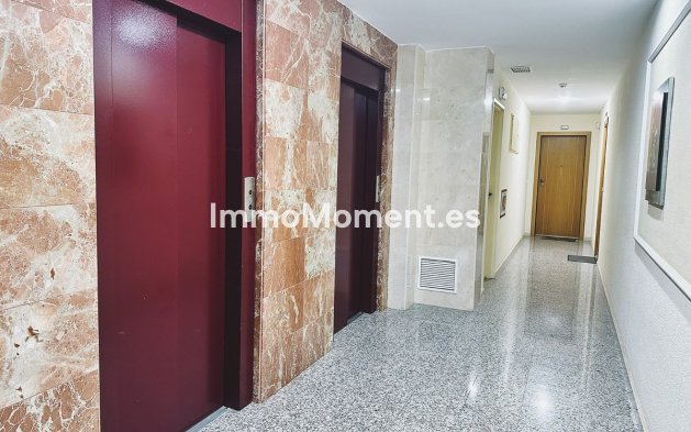 Resale - Apartment - Benidorm - Benidorm Centro