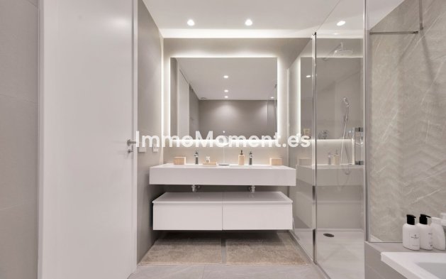 Reventa - Apartamento - Marbella - Santa Clara