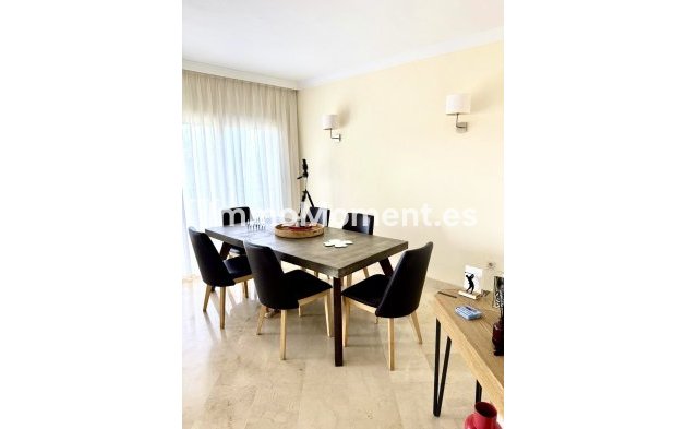 Reventa - Apartamento - Marbella - Elviria
