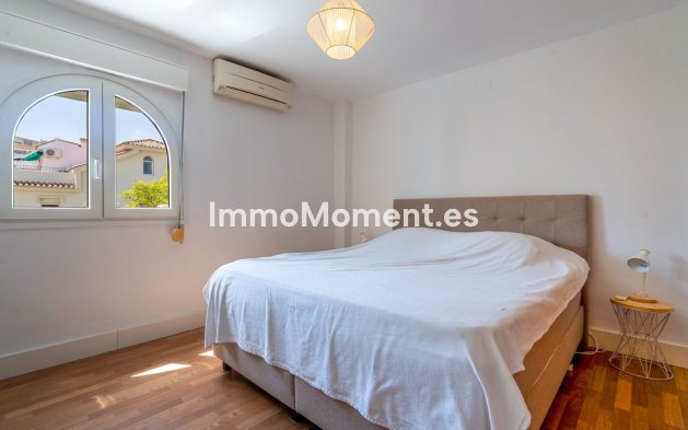 Reventa - Apartamento - Torremolinos - La Carihuela