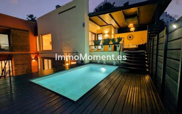 Reventa - Villa independiente - Estepona  - Estepona Centro