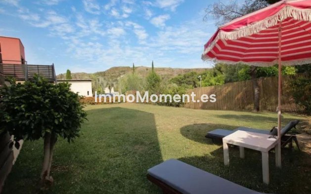 Reventa - Villa independiente - Estepona  - Estepona Centro
