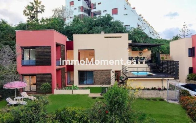 Reventa - Villa independiente - Estepona  - Estepona Centro