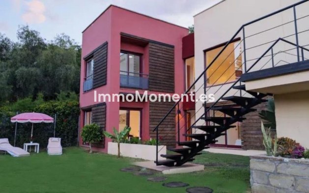 Reventa - Villa independiente - Estepona  - Estepona Centro