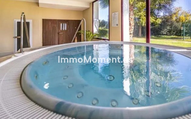 Reventa - Villa independiente - Estepona  - Estepona Centro